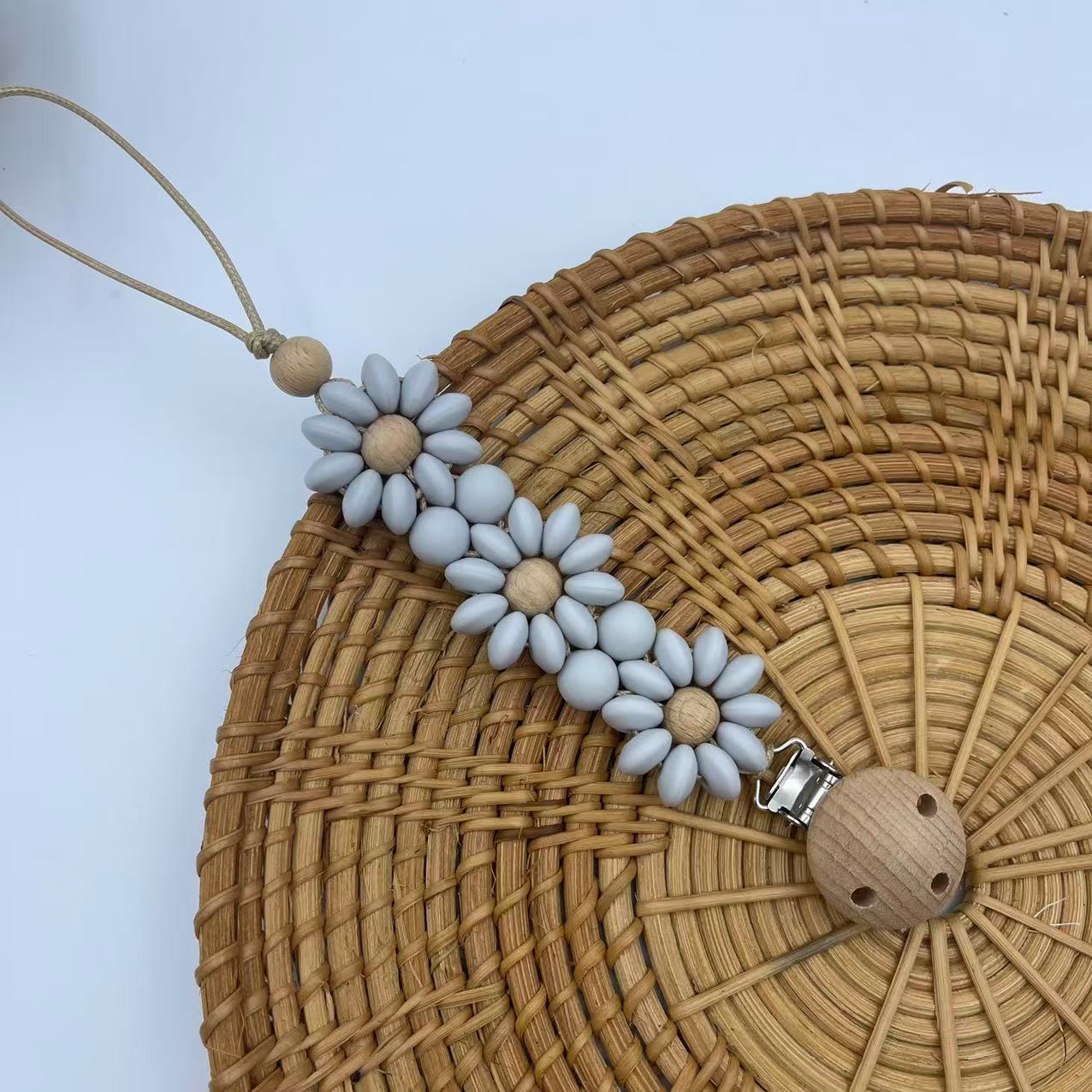 맞춤형 이름 나무로 만든 개인화된 아기 고무젖꼭지 체인 - Baby Teethers 리뷰 및 가격